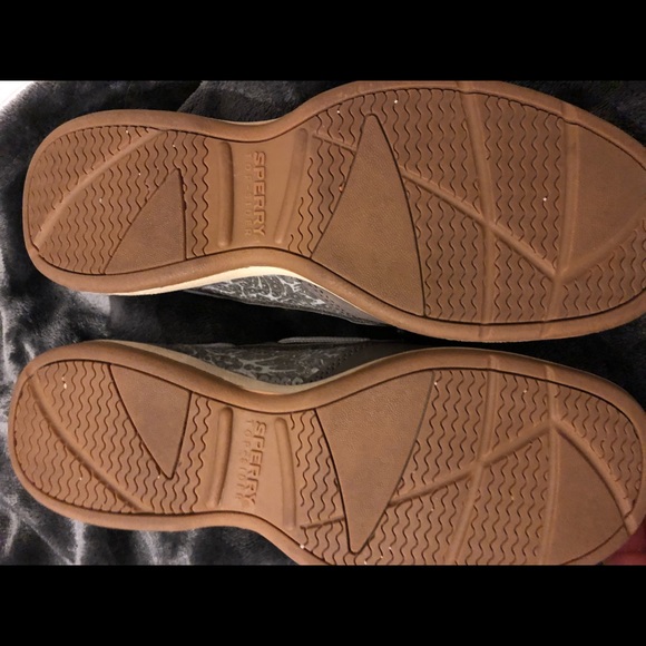 Sperry’s - Picture 3 of 4